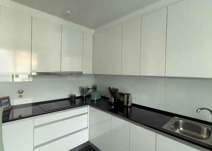 Apartament Sunny Modern 2 Bedroom *