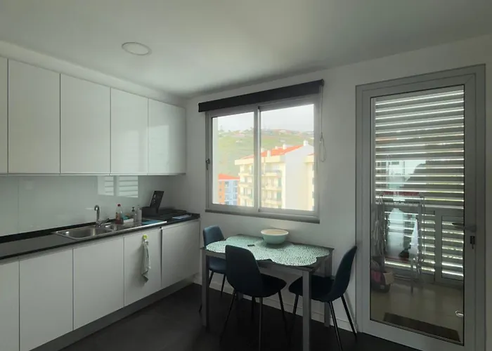 Sunny Modern 2 Bedroom Apartament Funchal (Madeira)